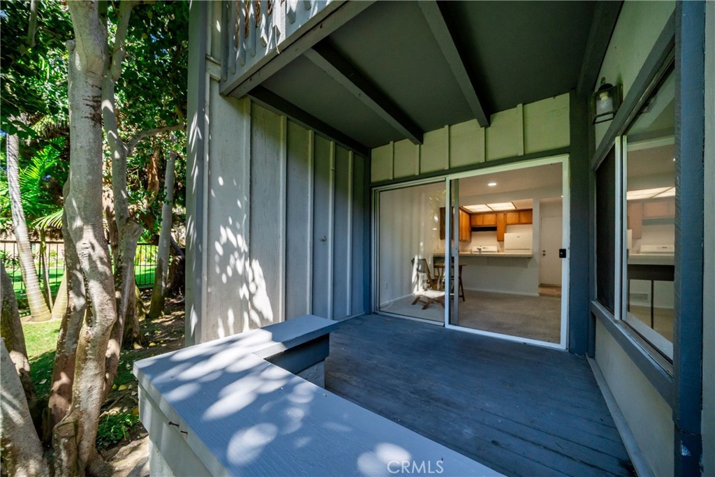 16932 Pacific Coast Highway 102 Property Photo 18