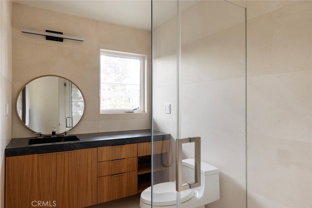 1504 Westcliff Drive 5 Property Photo 13