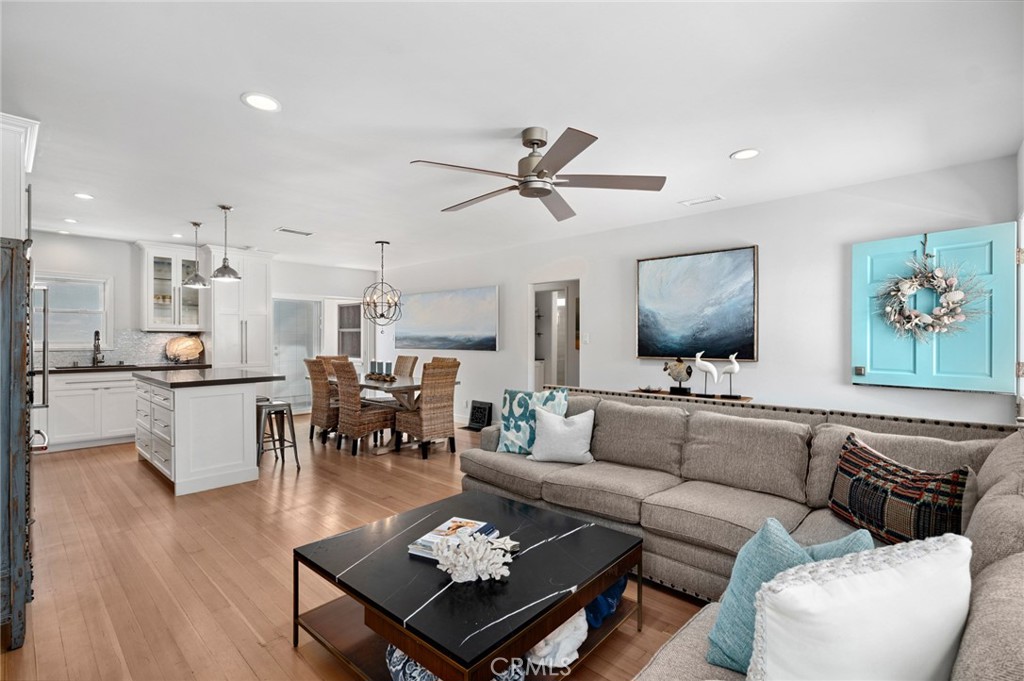 2049 E Ocean Boulevard Property Photo 8