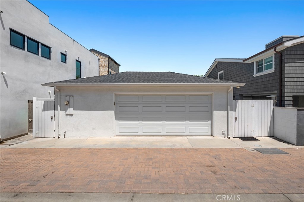 2049 E Ocean Boulevard Property Photo 17