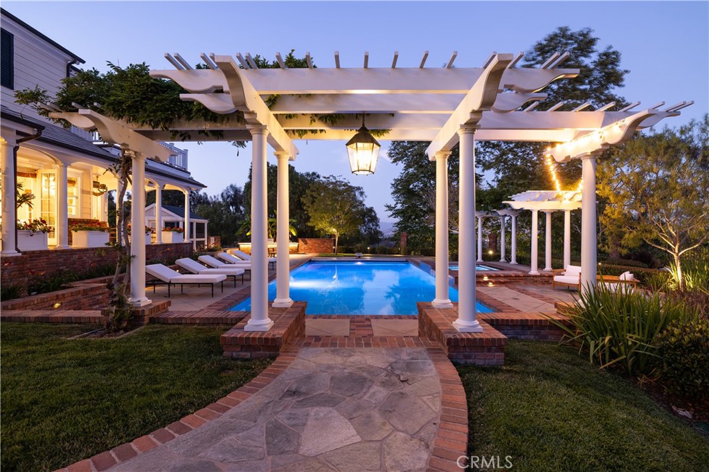 32221 Peppertree Bend Property Photo 3
