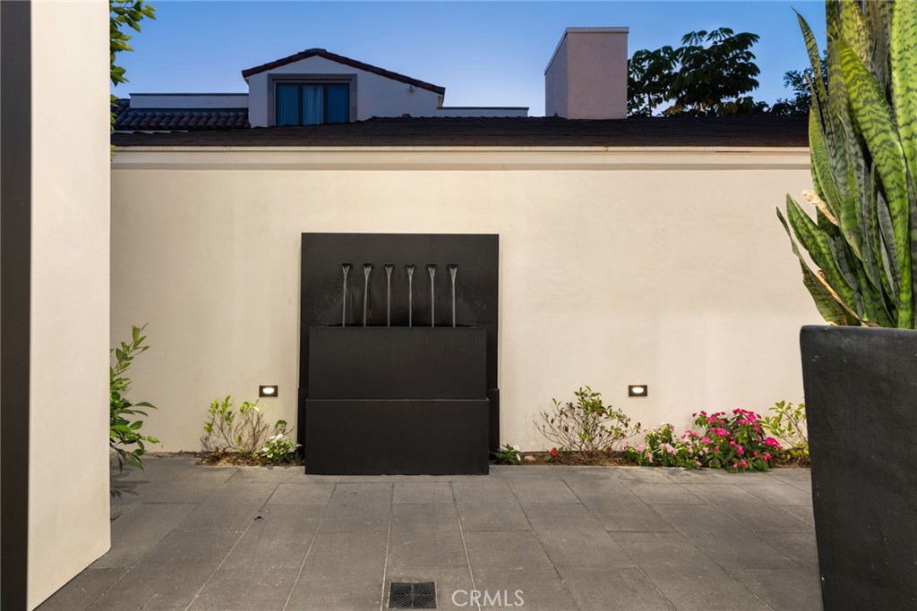 1717 E Ocean Boulevard Property Photo 45