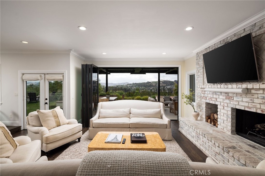 31687 Via Cervantes Property Photo 4