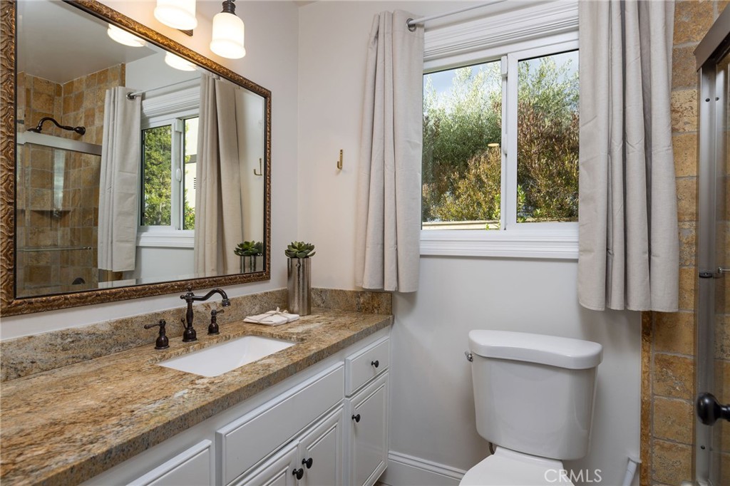 31687 Via Cervantes Property Photo 10