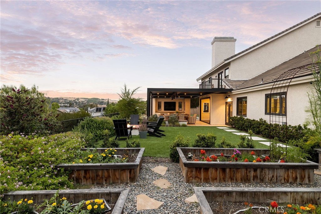 31687 Via Cervantes Property Photo 25