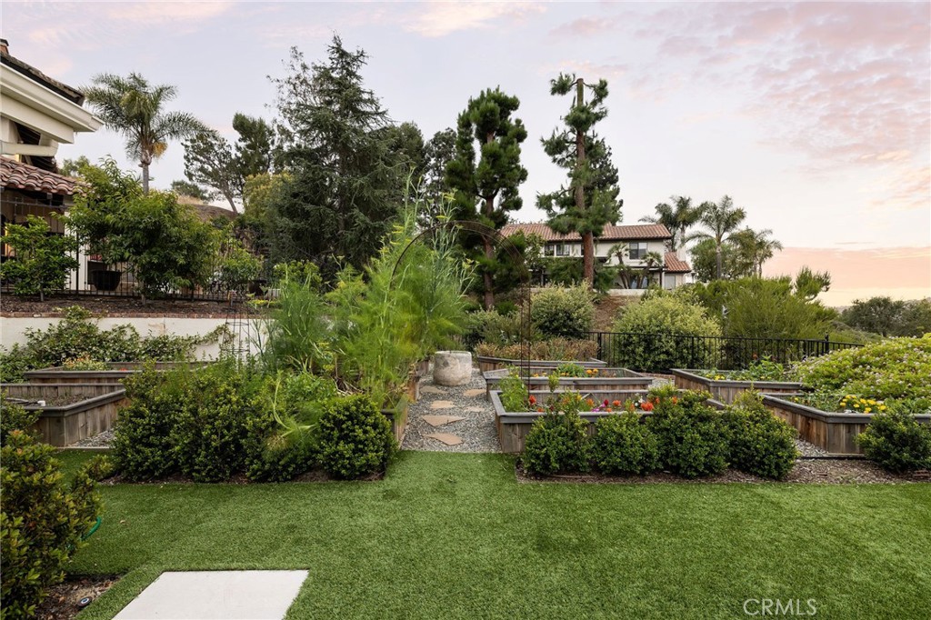 31687 Via Cervantes Property Photo 28