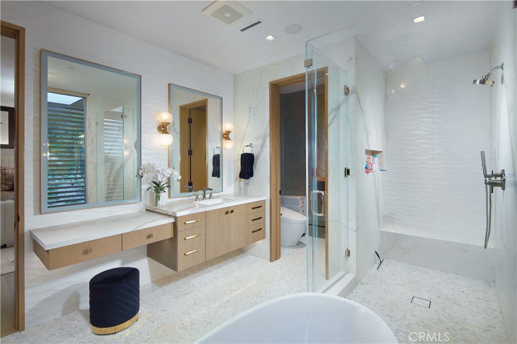 55 Strand Beach Drive Property Photo 33