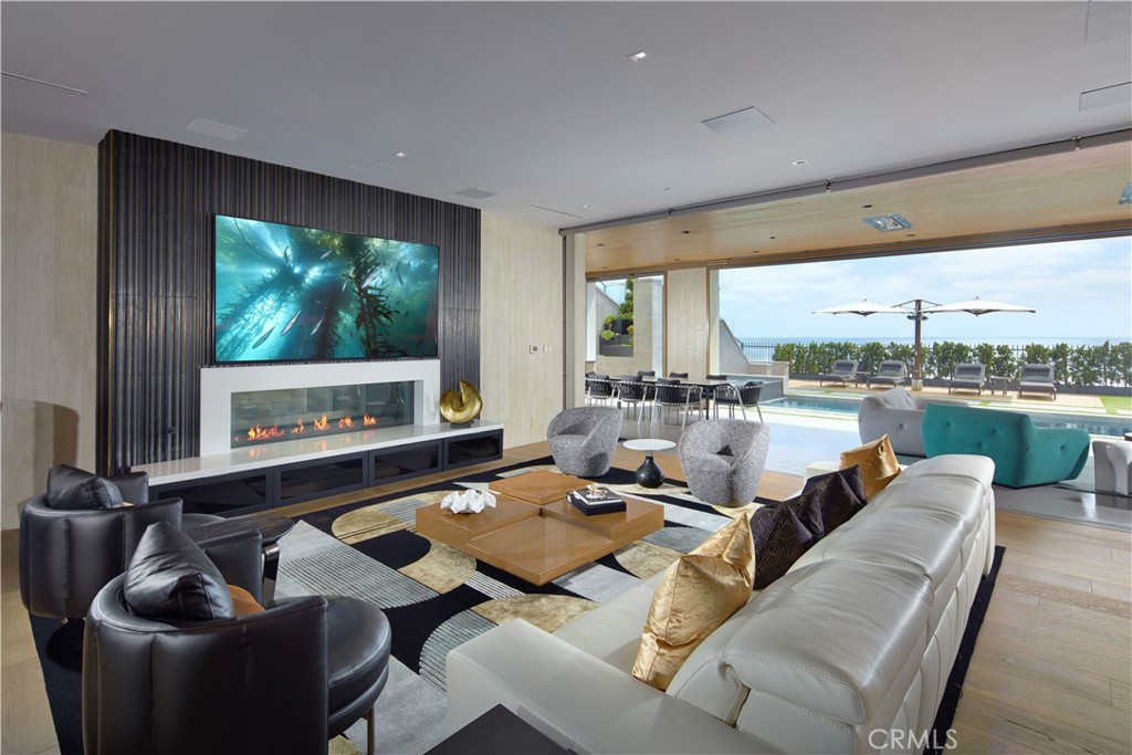 55 Strand Beach Drive Property Photo 39