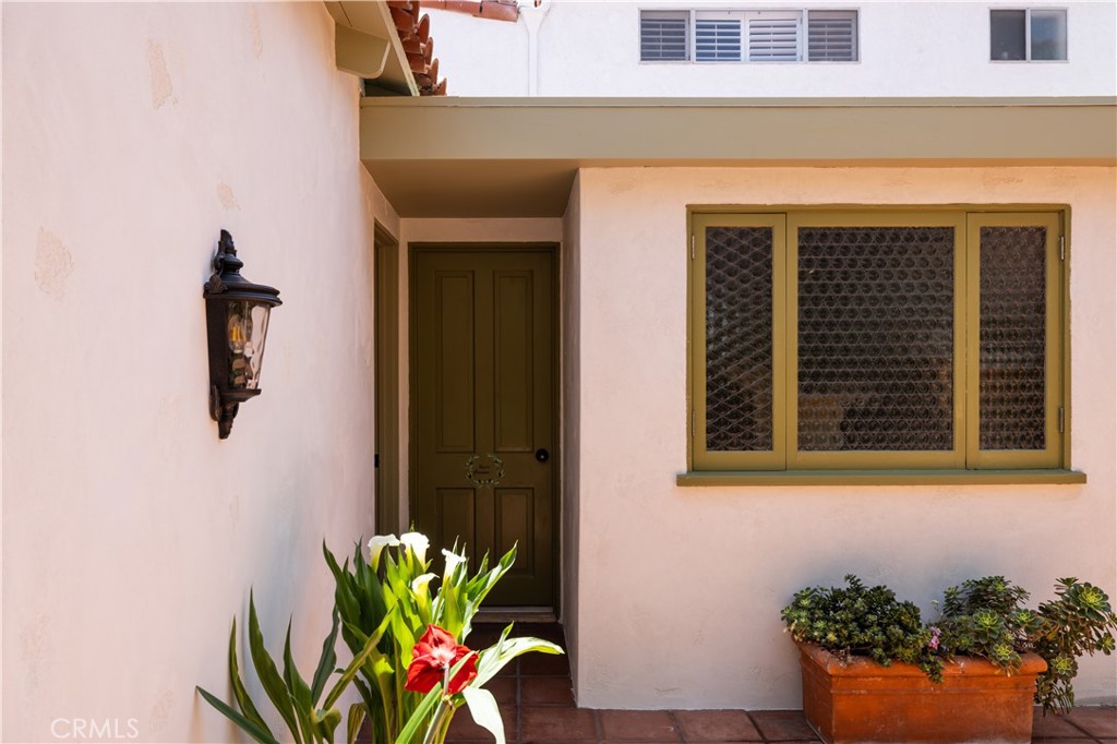 111 Via Ravenna Property Photo 4