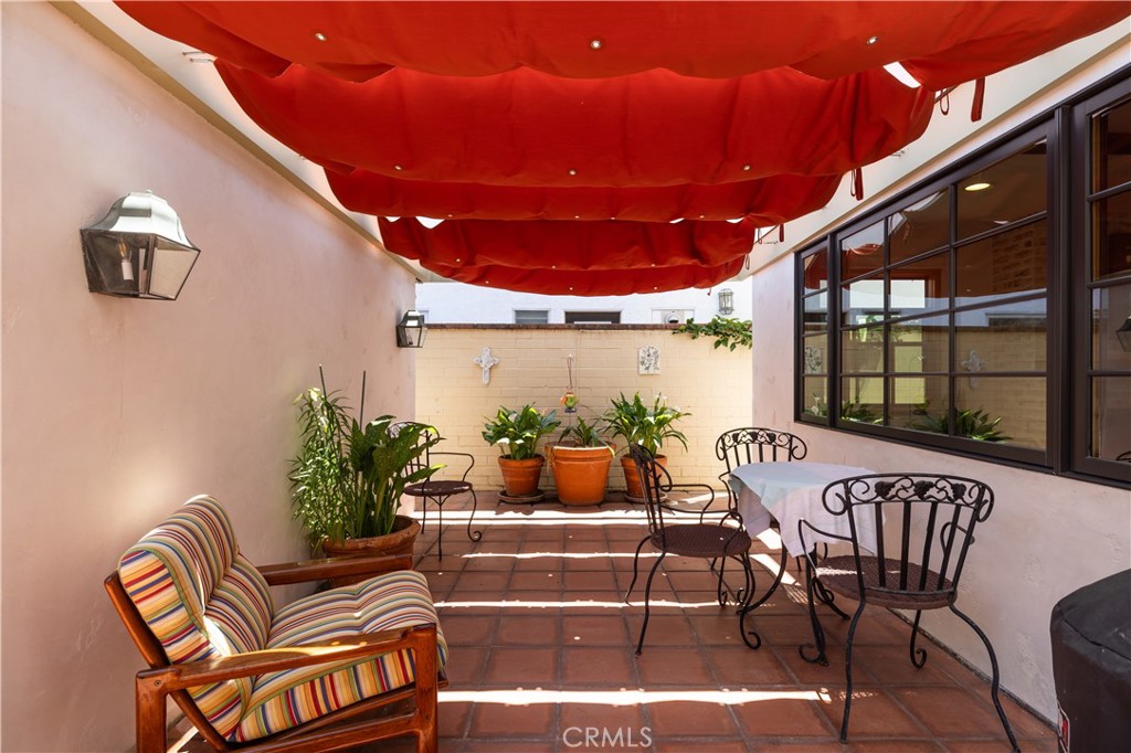 111 Via Ravenna Property Photo 5
