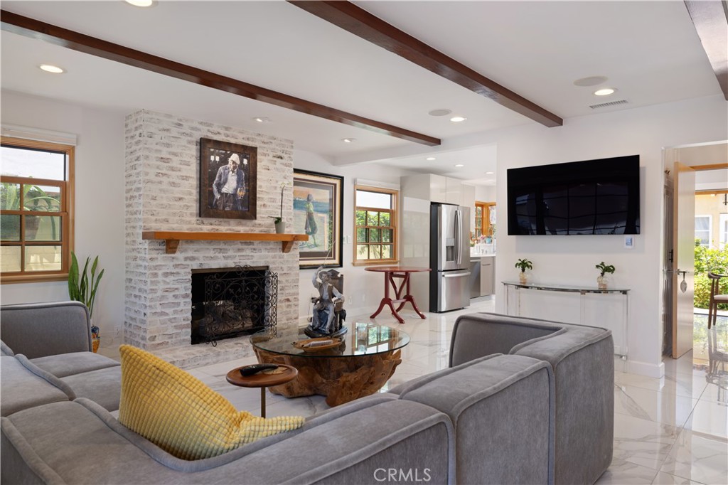 111 Via Ravenna Property Photo 7