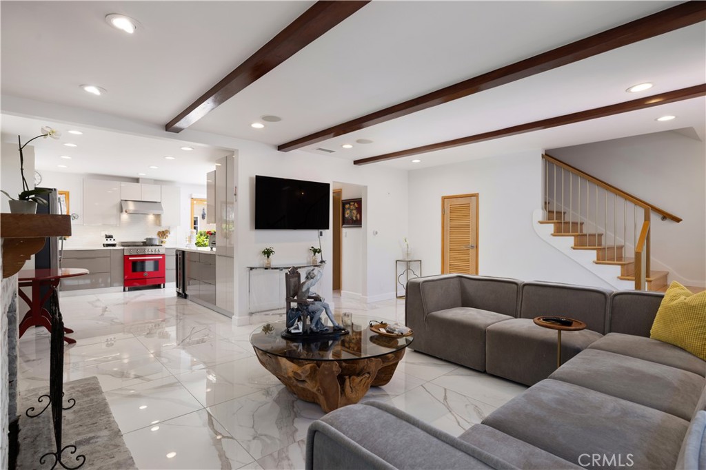 111 Via Ravenna Property Photo 10