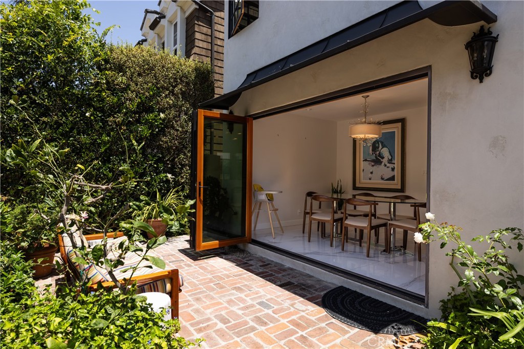 111 Via Ravenna Property Photo 15