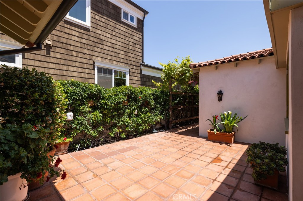 111 Via Ravenna Property Photo 28