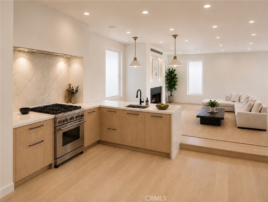 122 1/2 29th Street Property Photo 2