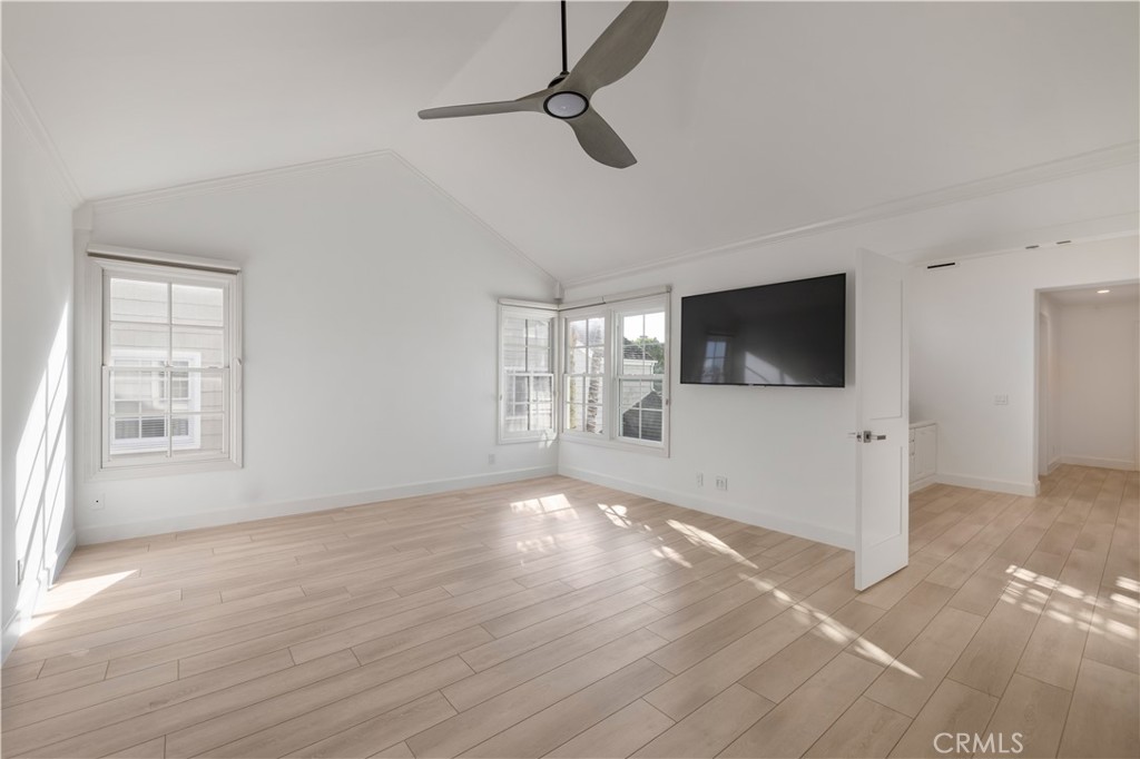 85 Hillsdale Property Photo 8