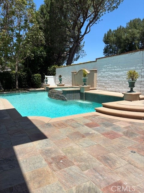 32 Gleneagles Drive Property Photo 7