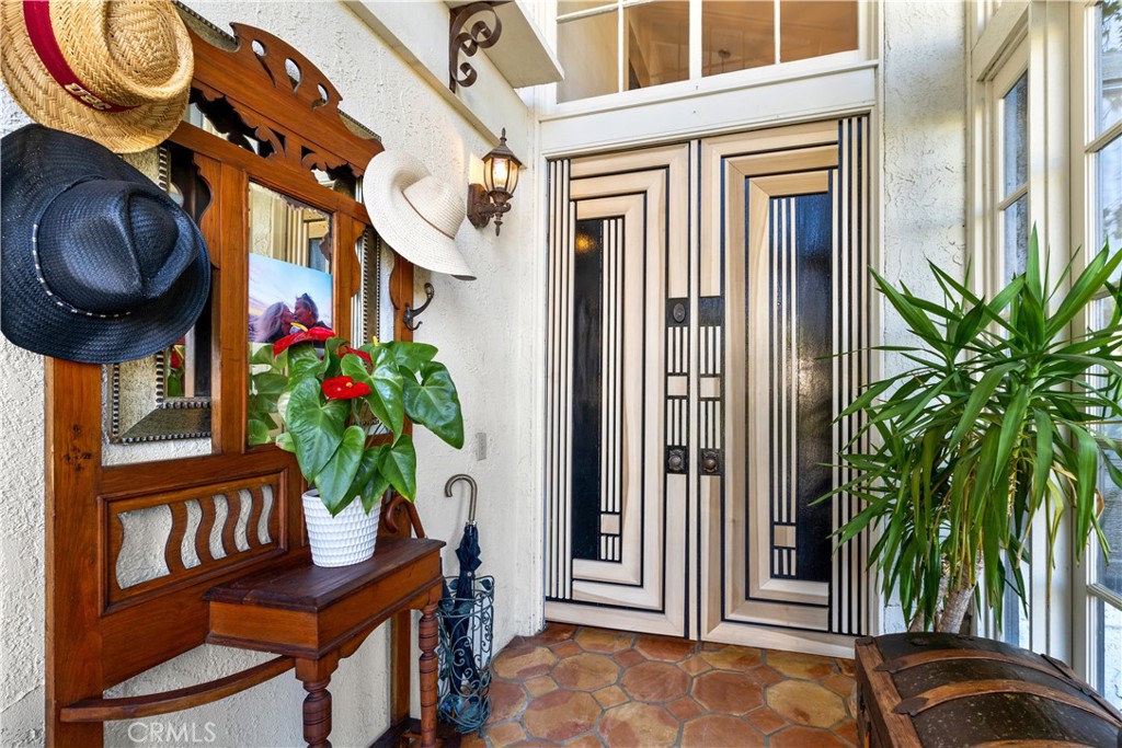 2407 Port Whitby Property Photo 7