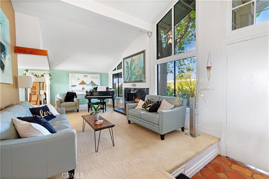 2407 Port Whitby Property Photo 10
