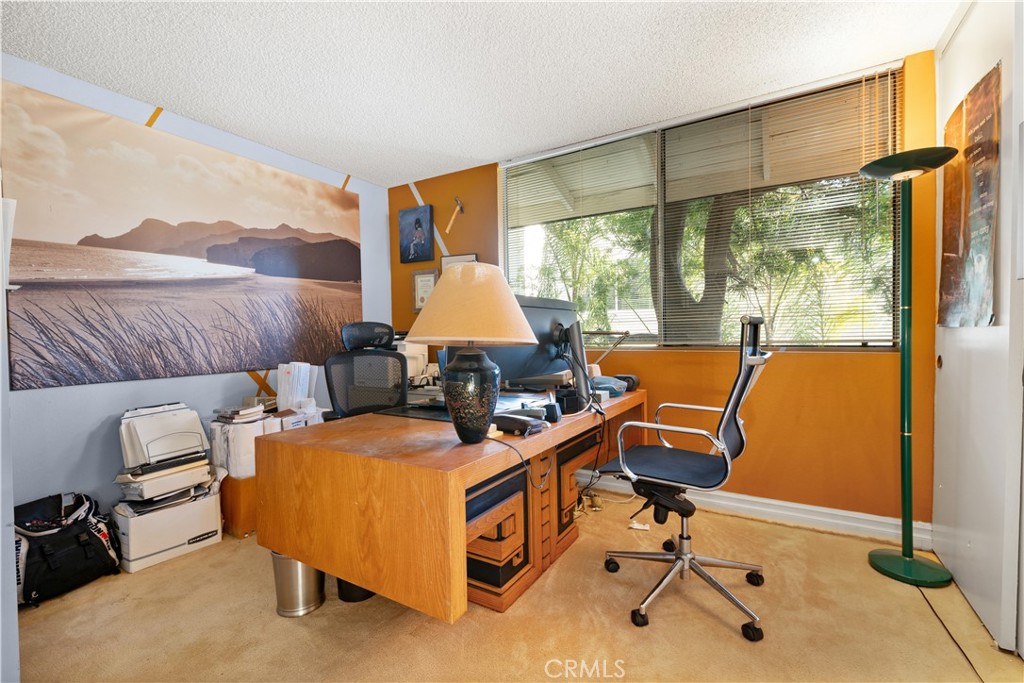 2407 Port Whitby Property Photo 32
