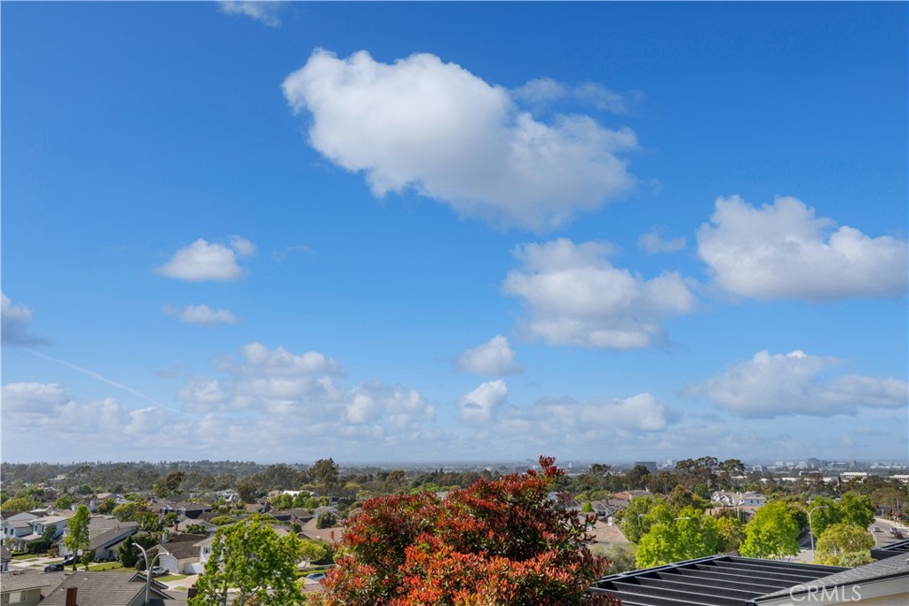 2407 Port Whitby Property Photo 38