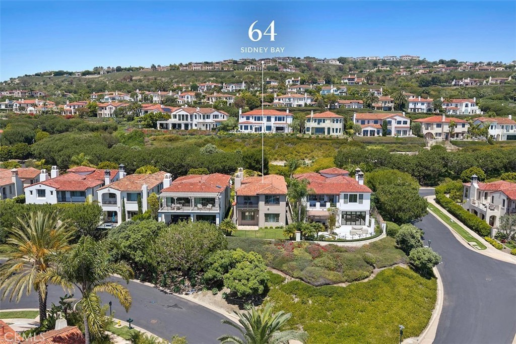 64 Sidney Bay Property Photo 3