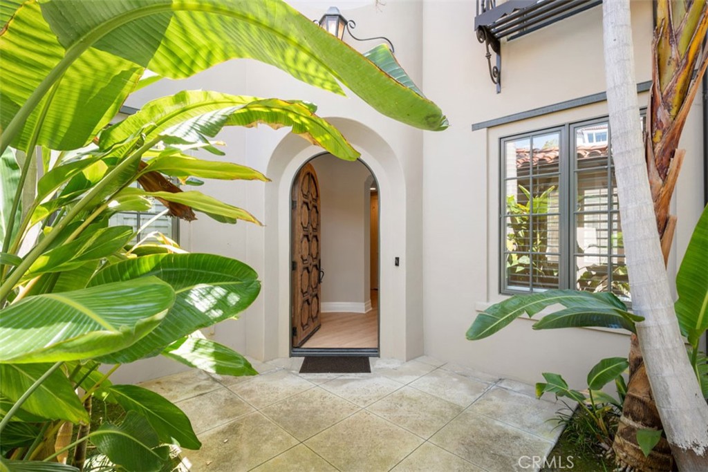 64 Sidney Bay Property Photo 6