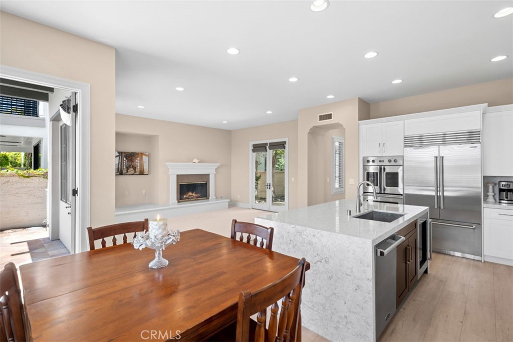 64 Sidney Bay Property Photo 17