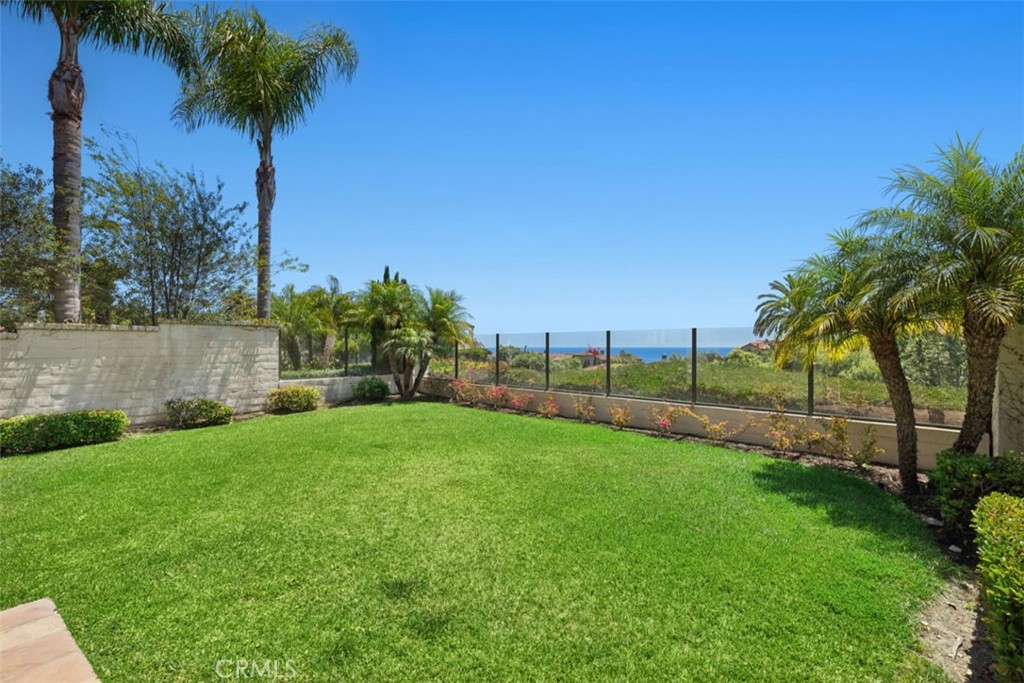 64 Sidney Bay Property Photo 21