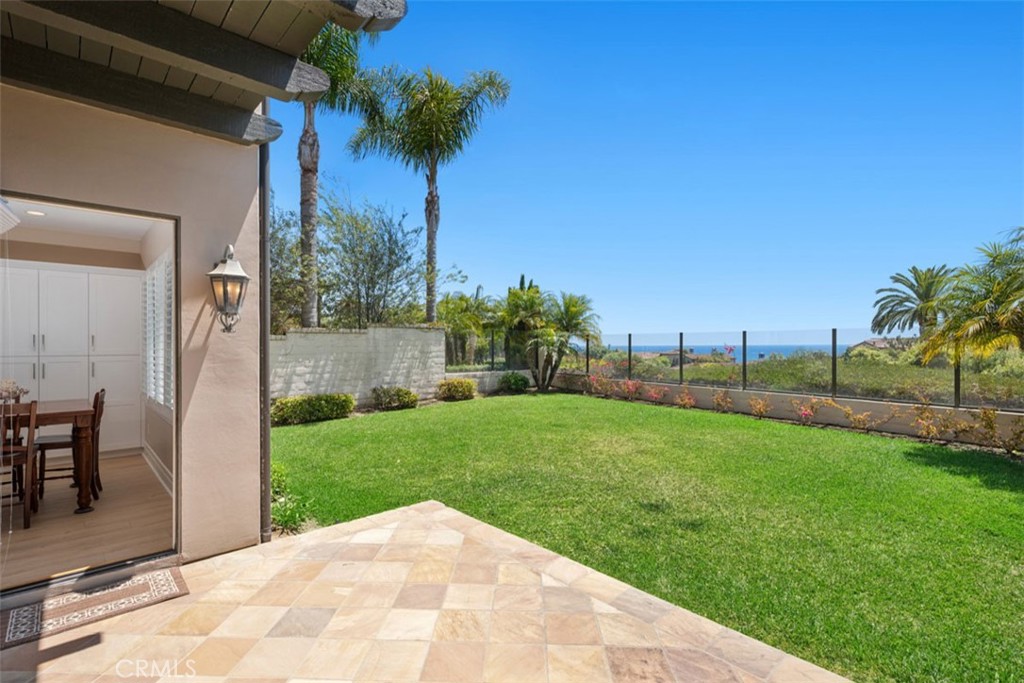 64 Sidney Bay Property Photo 22
