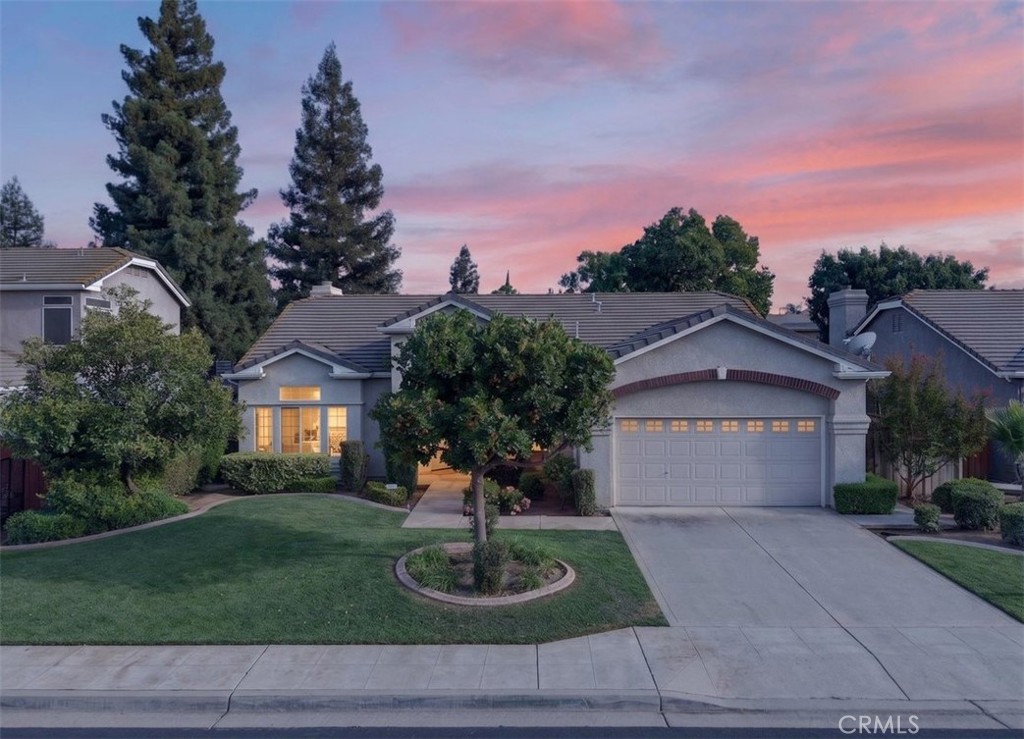 2554 Twain Ave Property Photo
