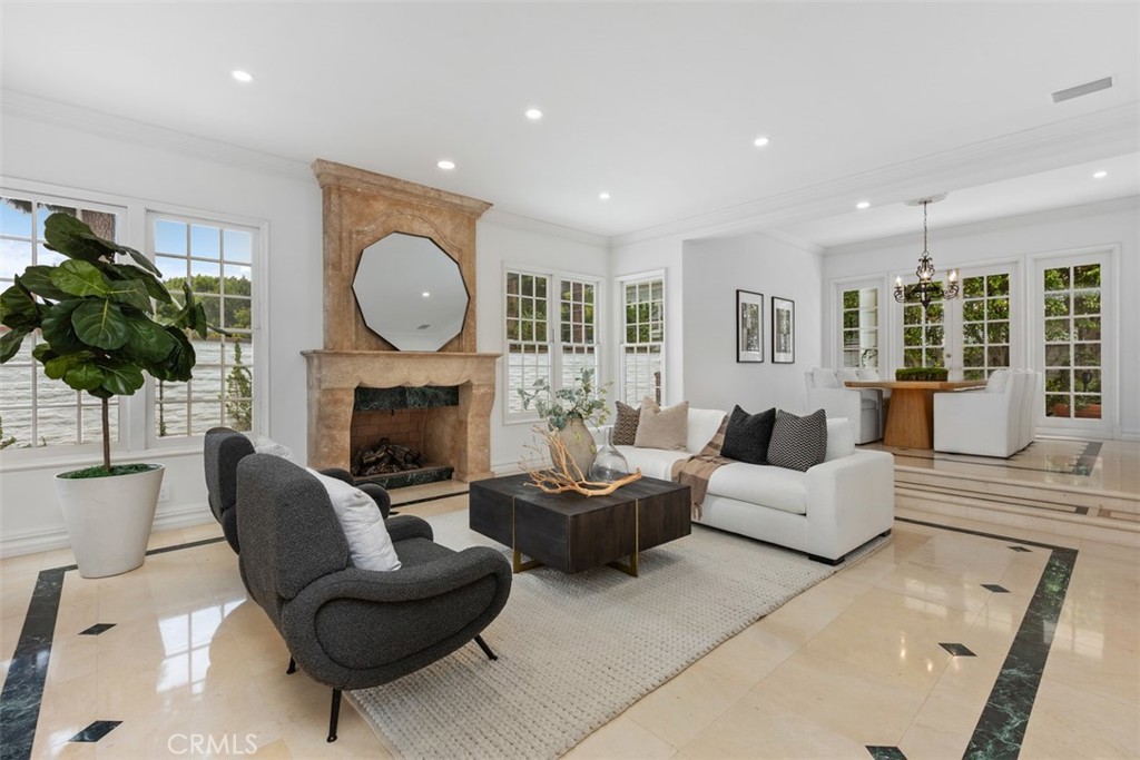 2 Belcourt Property Photo 18