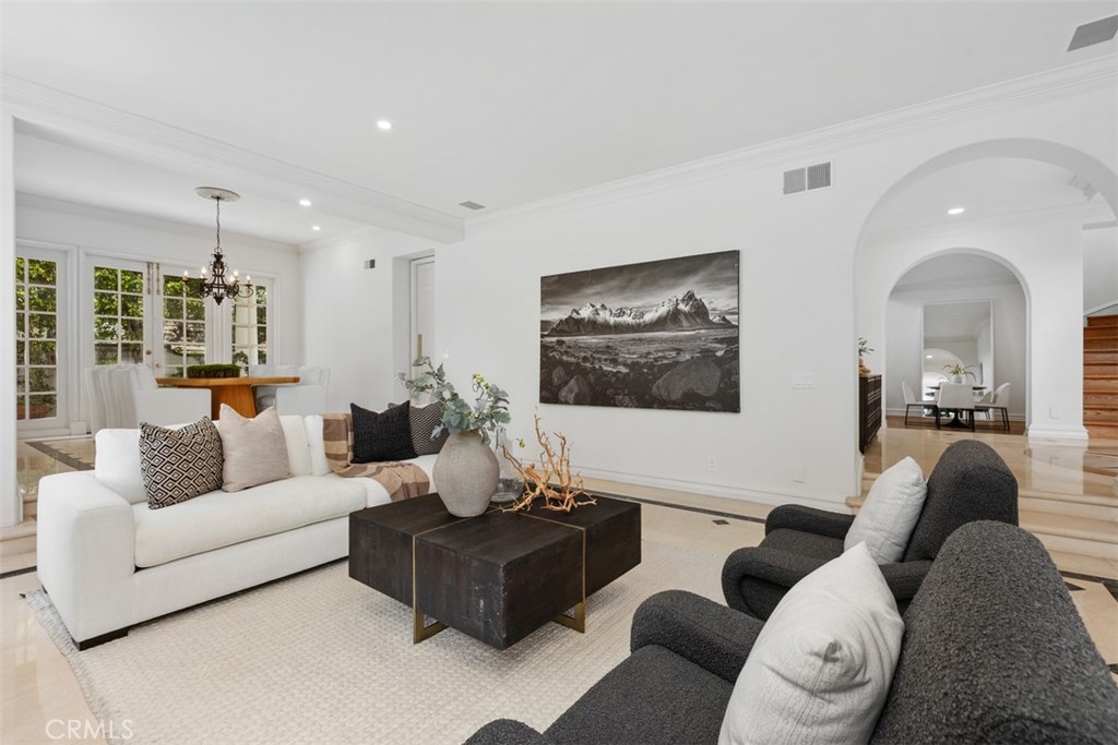 2 Belcourt Property Photo 19