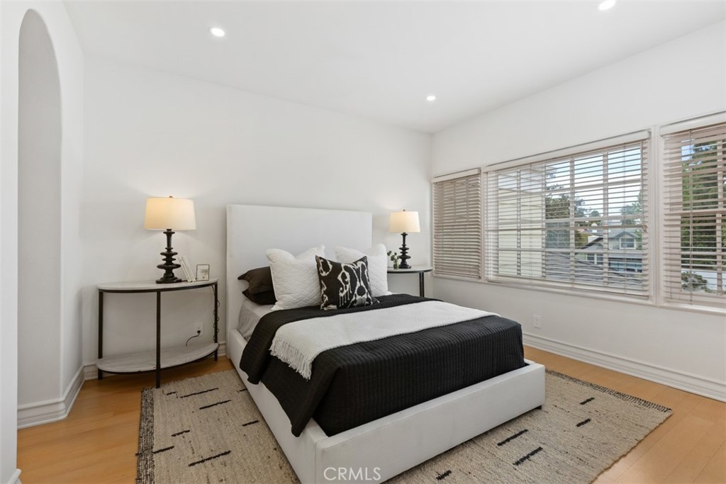 2 Belcourt Property Photo 29