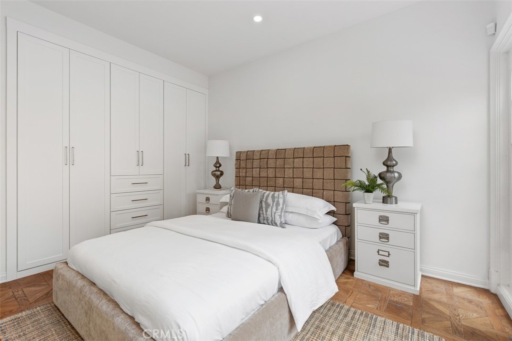 2 Belcourt Property Photo 33