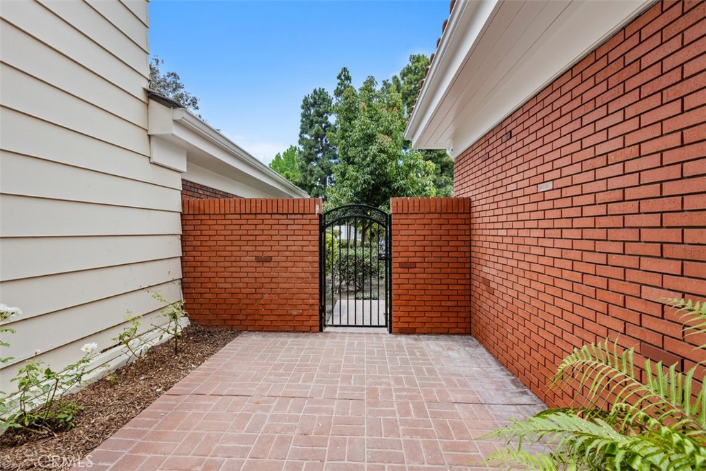 2 Belcourt Property Photo 36