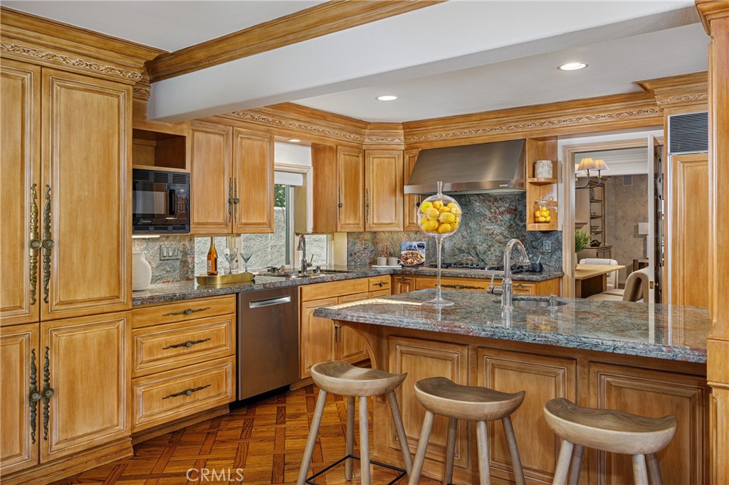 1753 Port Manleigh Property Photo 13