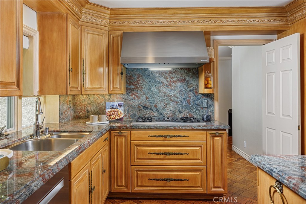 1753 Port Manleigh Property Photo 14