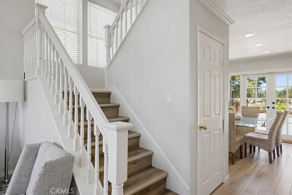 25851 Miramonte Drive Property Photo 32