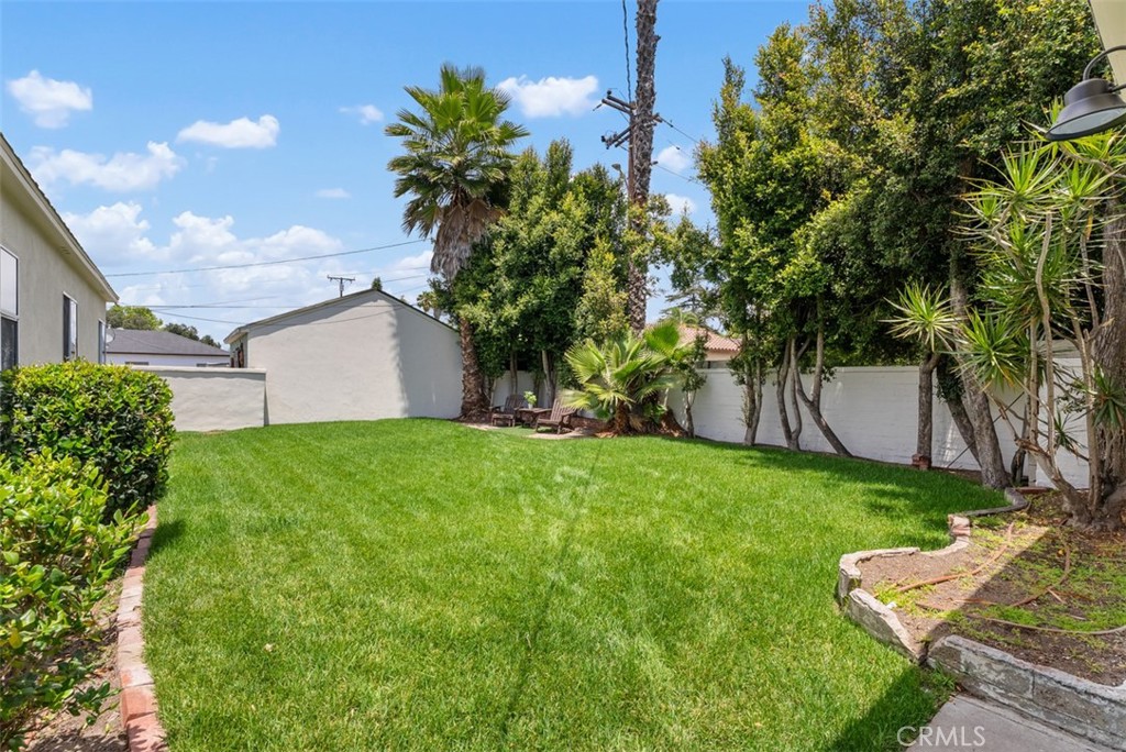 1707 N Olive Street Property Photo 19