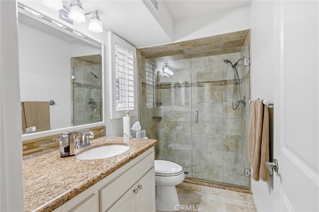 238 Walnut Street Property Photo 15