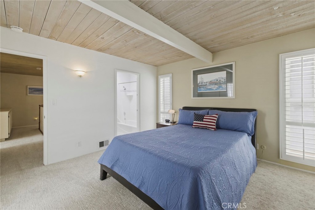 238 Walnut Street Property Photo 18