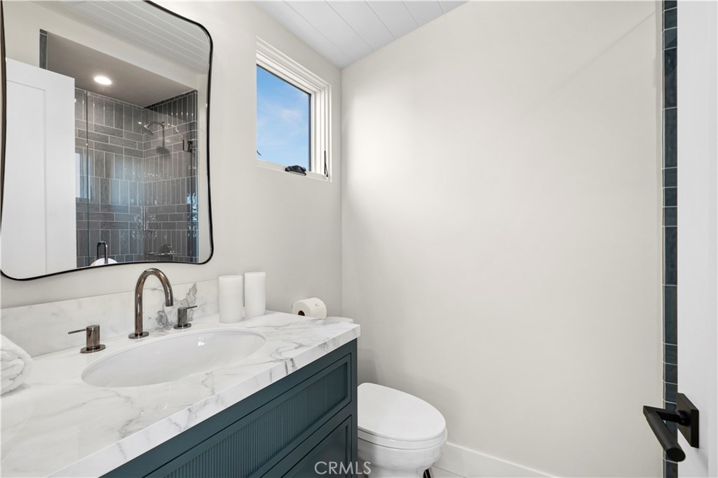 715 1/2 Poinsettia Avenue Property Photo 18