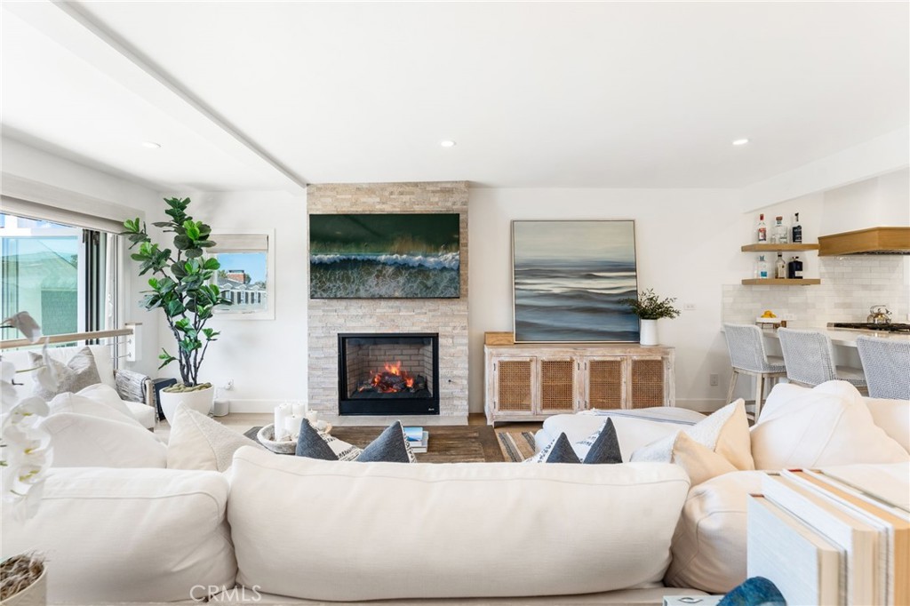 1520 Abalone Property Photo 5