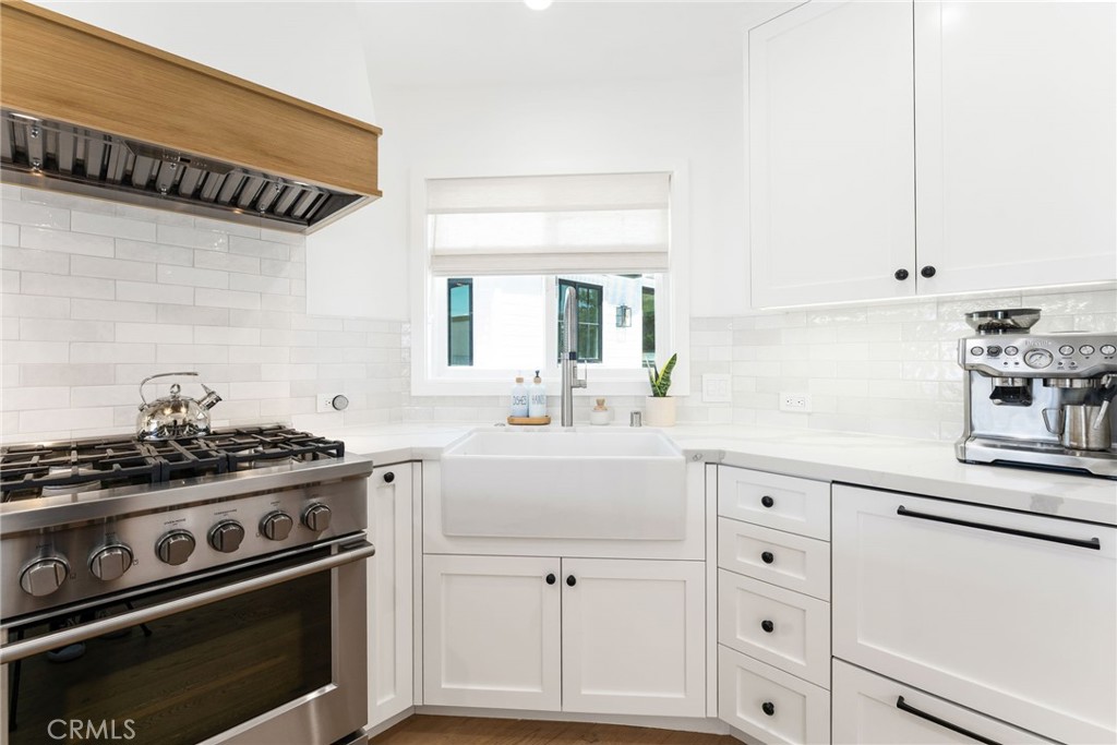 1520 Abalone Property Photo 10