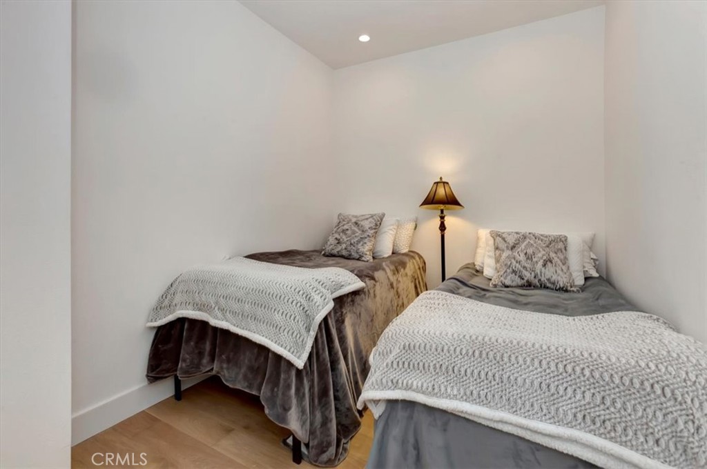 31 Ocean 27 Property Photo 24