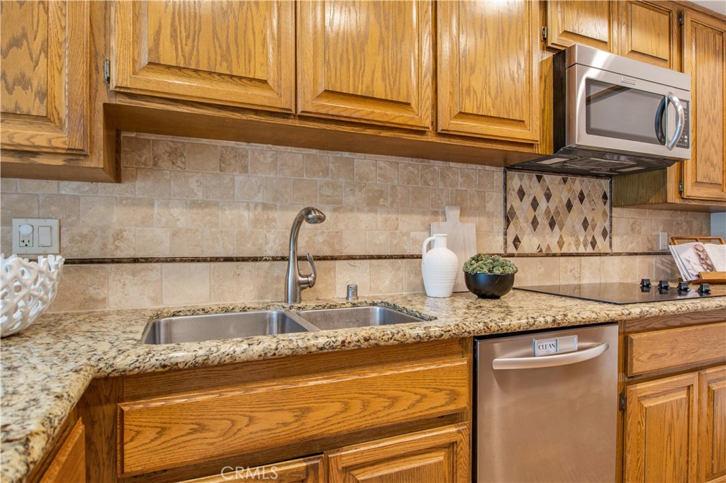 2952 Quedada Property Photo 22
