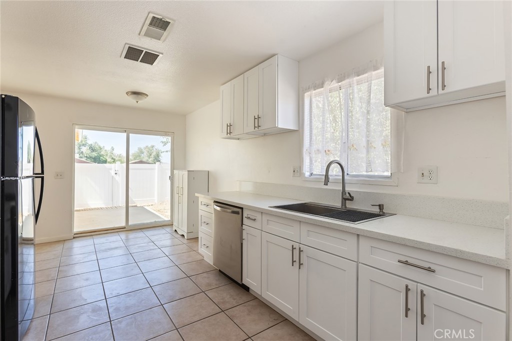40712 179th E Property Photo 3