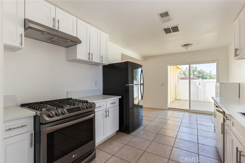 40712 179th E Property Photo 4