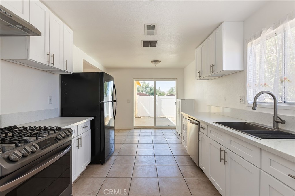 40712 179th E Property Photo 5